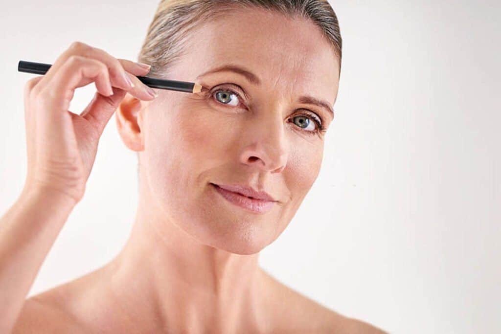 Best Eyeliner For Older Women